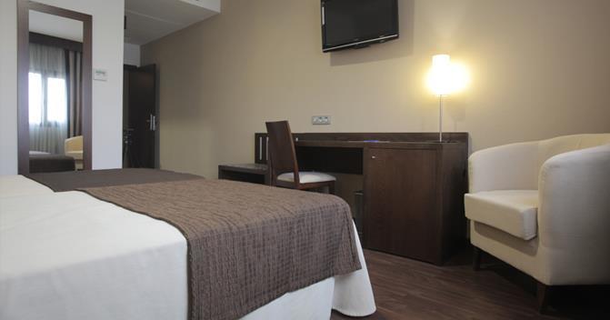 Complejo Leo 24H Hotel Монестерио Стая снимка
