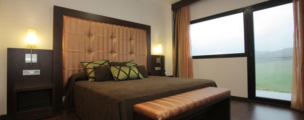 Complejo Leo 24H Hotel Монестерио Екстериор снимка